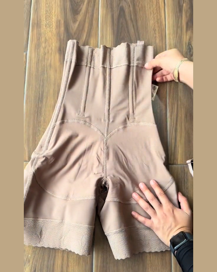 Trägerlose, hochformende, bauchkontrollierende, modische Shapewear