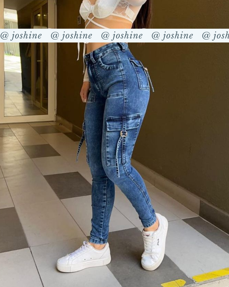 Hellblaue Skinny-Cargo-Jeans