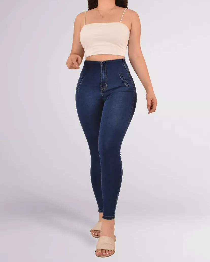 Push-Up-Jeans für Lady Butt im kolumbianischen Snatch