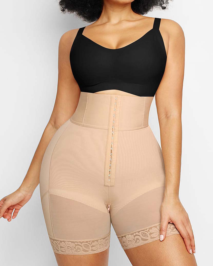 Pantalones cortos moldeadores de cintura alta con botones y realzadores de glúteos