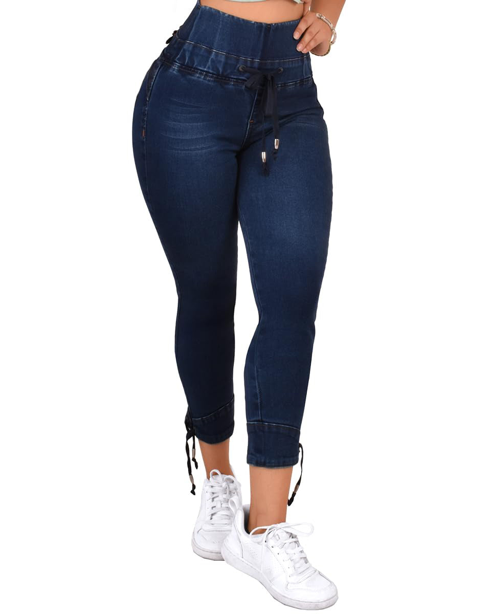 High Waist Röhrenjeans mit Po-Lifting