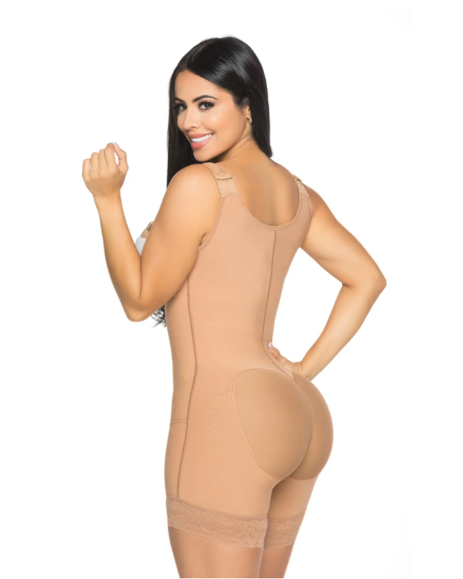Schlankmachender Body Shaper mit Brustunterstützung und Bauchkontrolle