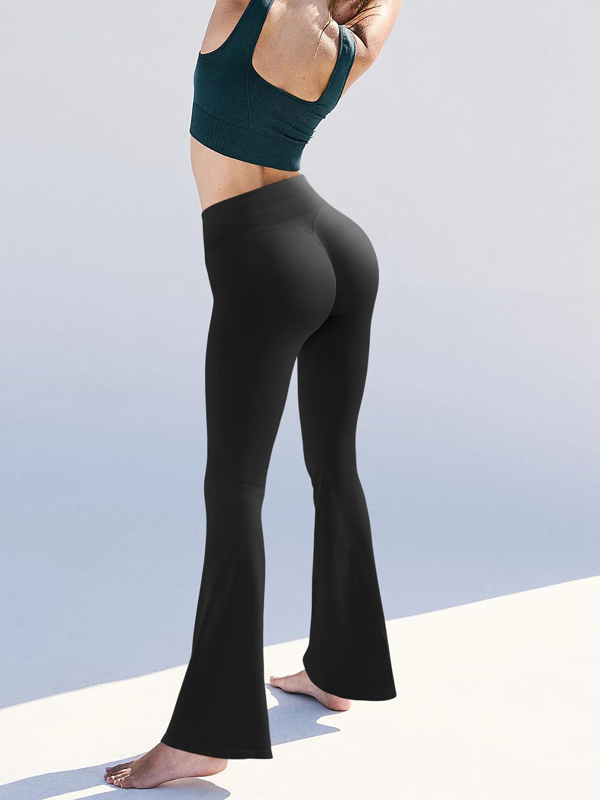 Modische, gerippte Yoga-Leggings mit weitem Bein und ausgestelltem Bein