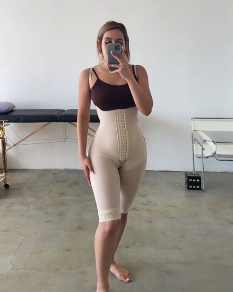 Faja moldeadora de cuerpo con encaje y forma de reloj de arena cómoda y a la moda