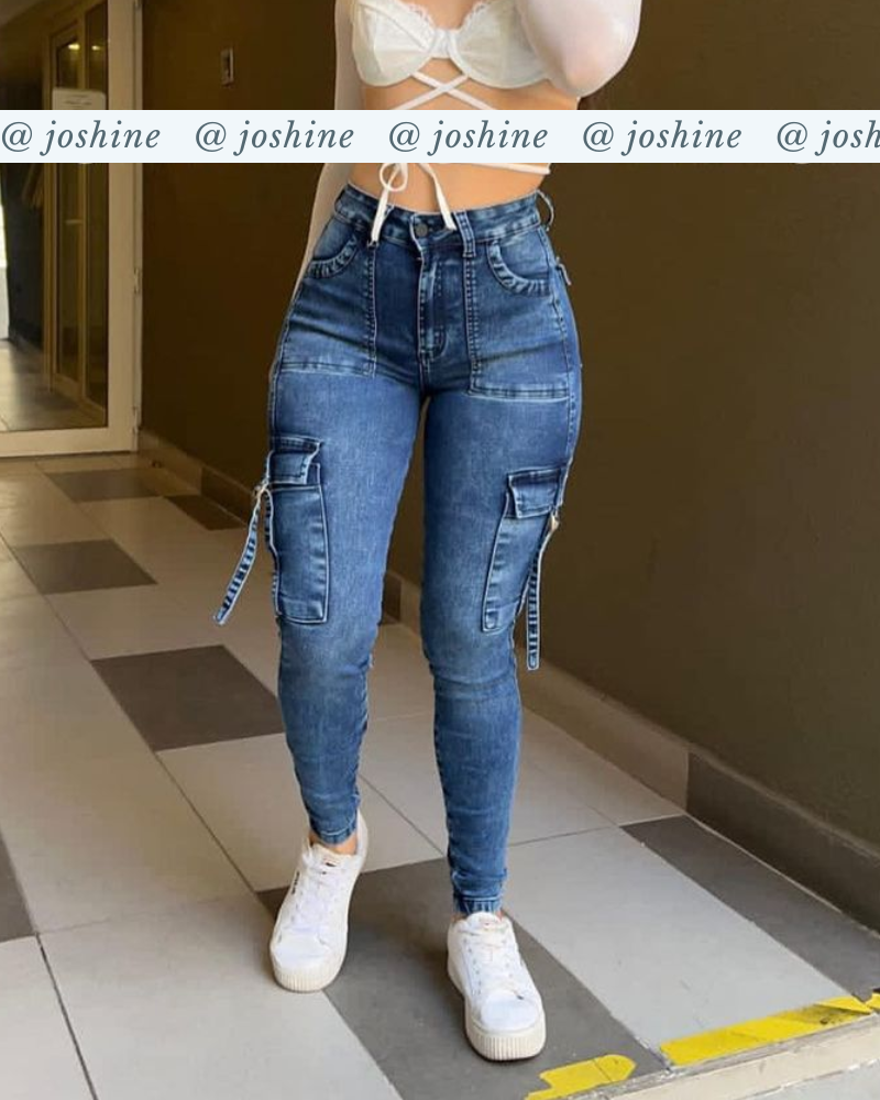 Hellblaue Skinny-Cargo-Jeans